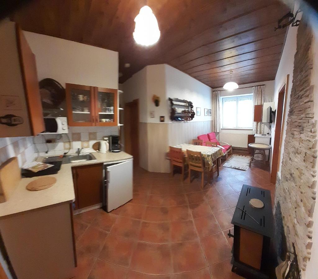 Pension Otevek Trhové Sviny Esterno foto